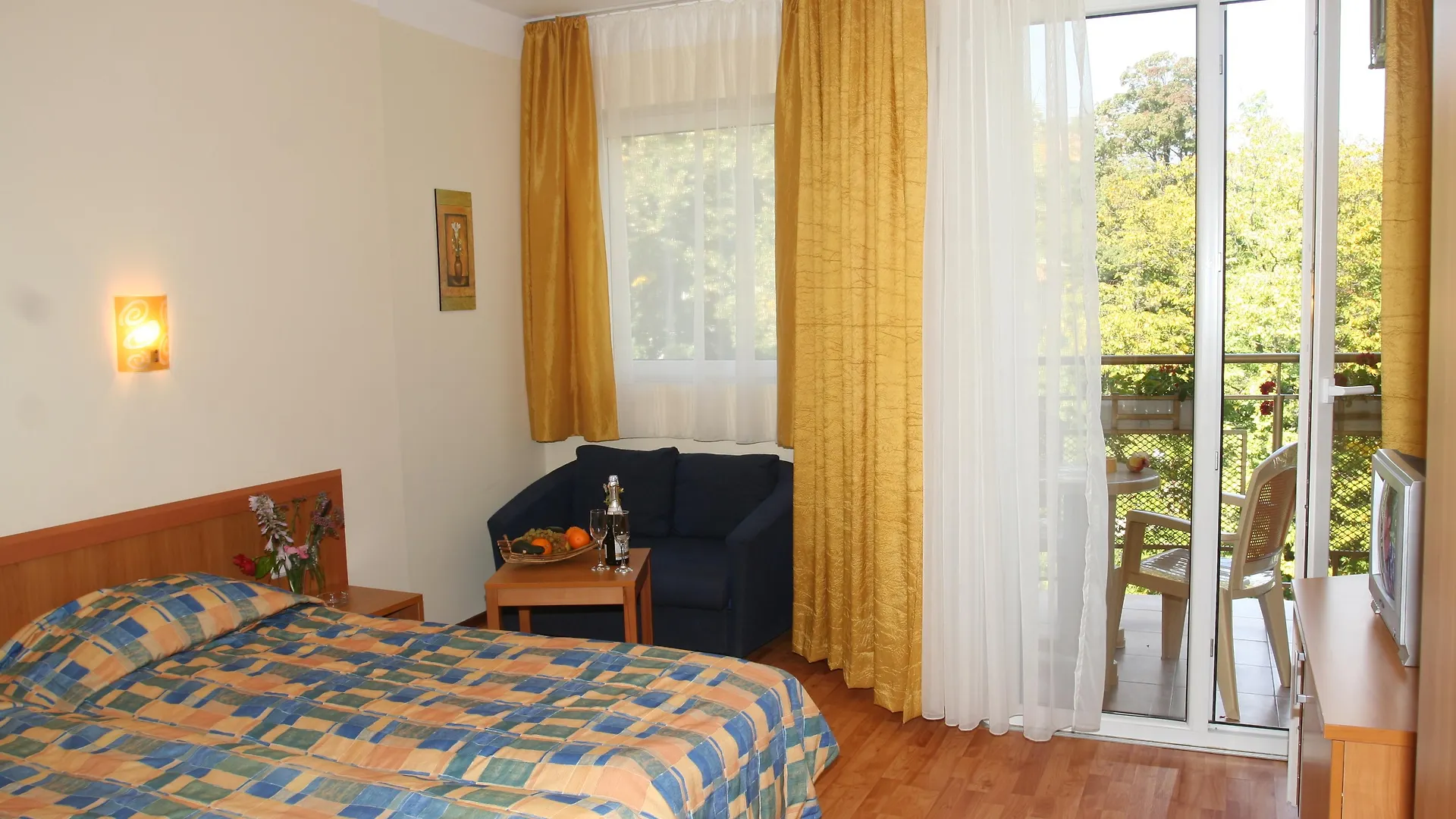 Joya Park Complex Apartman Aranyhomok