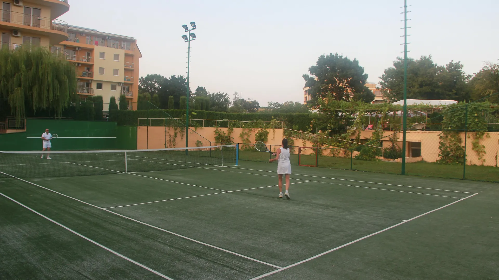 Joya Park Complex Apartman Aranyhomok